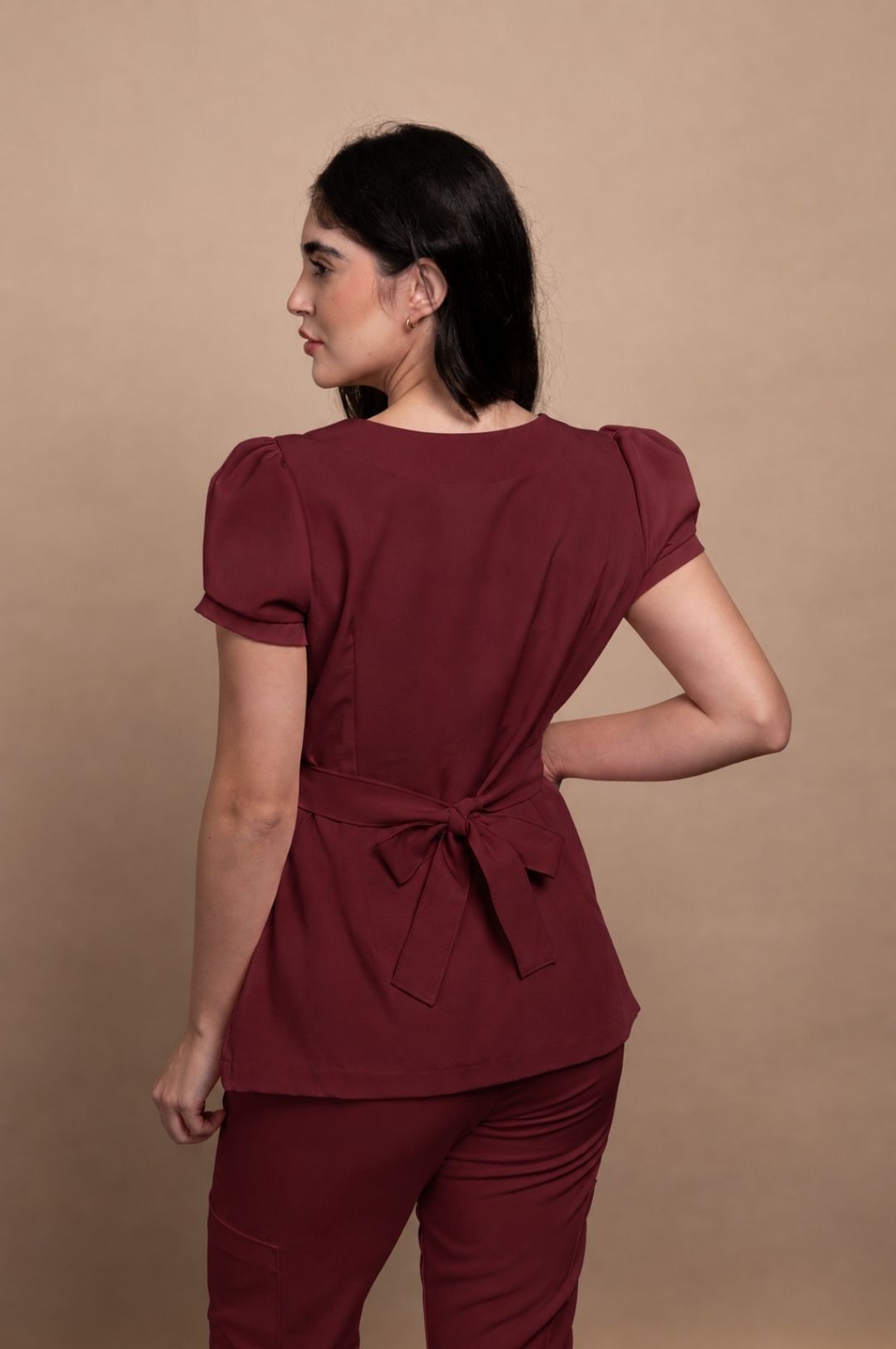 Scrub Pijama Cirúrgico Feminino Vinho Larissa - Imagem 3